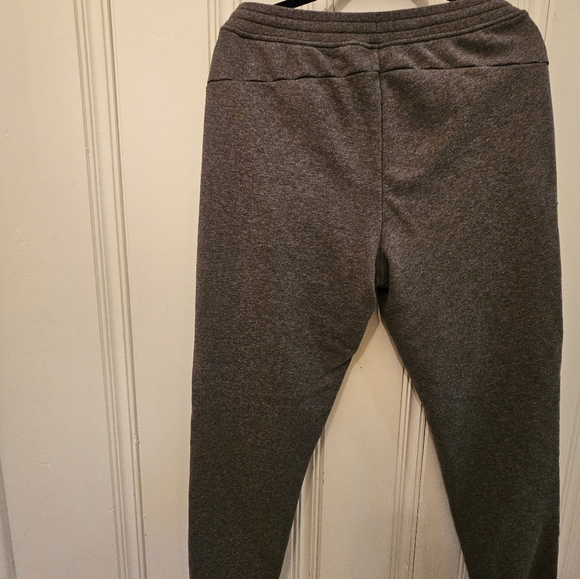 Used Medium Men's Gray Fila Sweatpants - Picture 10 of 12